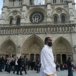 Sunyogi à Notre Dame de Paris